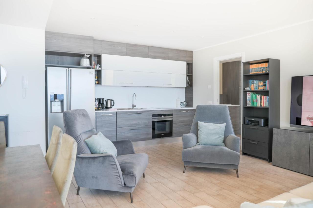 The View!!! By Design Studio Perledo Exteriör bild